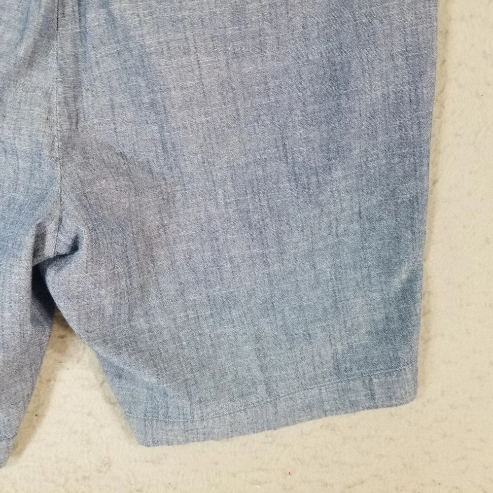 Roundtree & Yorke casuals shorts men's 38x9 blue denim chambray preppy outdoor